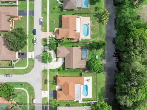 21044 Shady Vis Ln, Boca Raton FL  33428-1156 exterior