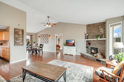 808 218th St, East Farmington WI  54020-4518 exterior