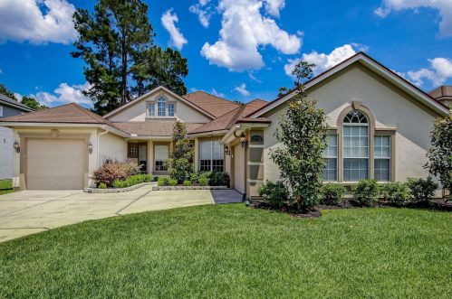 2163 Autumn Cove Cir, Orange Park, FL 32003-3231