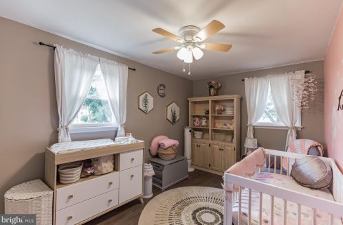 107 Allison Rd, Willow Grove PA  19090-3112 exterior