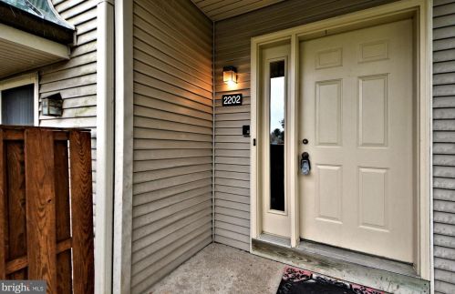2202 Brookhaven Dr, Yardley, PA 19067-6374