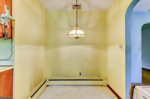 901 Meadowbrook Rd, Fredon NJ  07860-4519 exterior