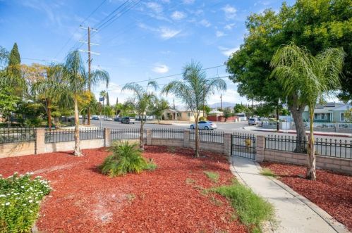 7659 Tujunga Ave, North Hollywood CA  91605-2937 exterior