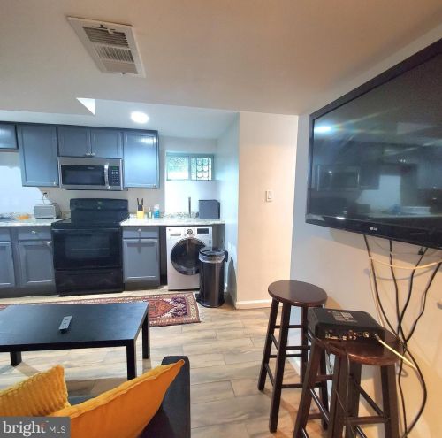 308 Quackenbos St, Washington DC  20011-1654 exterior