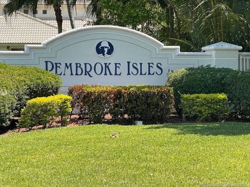 1948 171st Ave, Hollywood, FL 33028-2043