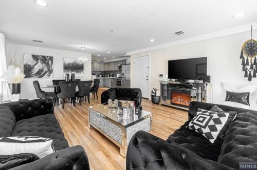 4316 Durham Ave, North Bergen NJ  07047-2730 exterior