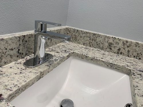 1413 Alpine St, Greenville TX  75401-2203 exterior