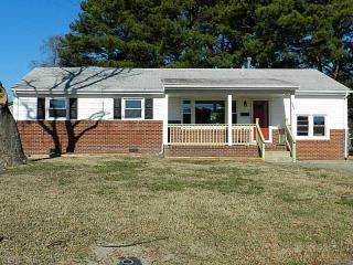324 Mohican Dr, Portsmouth, VA 23701-2419