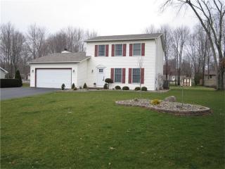 3563 Lee Run Rd, Hermitage, PA 16148-6140