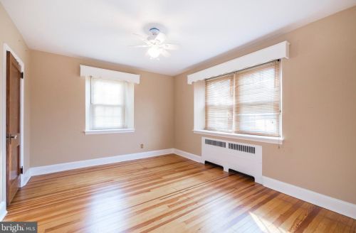 711 Marshall St, Norristown PA 19401-4113 exterior