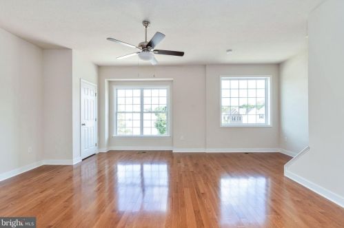 1010 Wicklow Dr, Fredericksburg VA  22401-2722 exterior