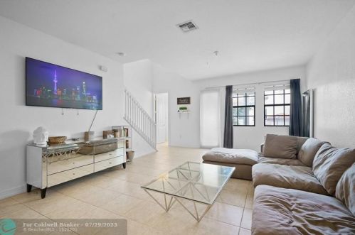 11609 13 Ct, Hollywood FL 33025-2559 exterior