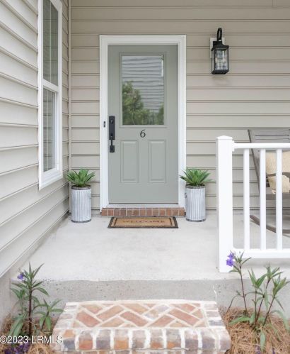 6 Hickory Knob Ct, Bluffton, SC 29910-9680