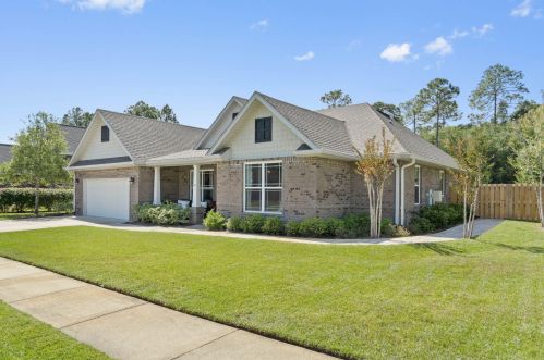 42 Harmony Way, Freeport, FL 32439-2579