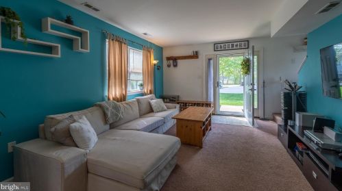120 Stephanie Ln, Collegeville, PA 19426-1844