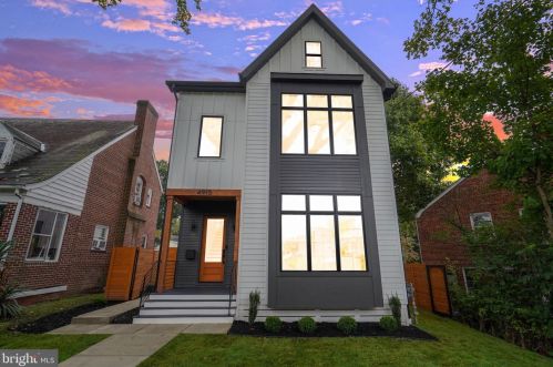 4915 Western Ave, Washington, DC 20016-4319