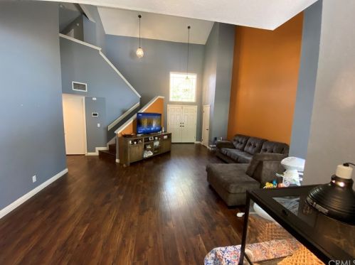 39754 Roripaugh Rd, Temecula CA  92591-6117 exterior