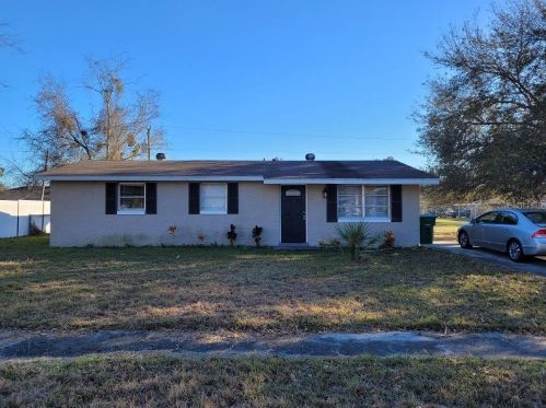 2925 Keesler St, Deltona, FL 32738-3116