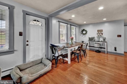 435 Boxwood Rd, Red Lion PA  17356-8347 exterior