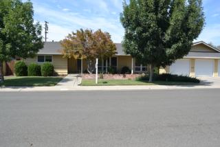 1809 Camden Dr, Modesto CA  95355-4405 exterior