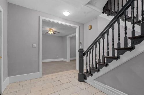 1910 5th Ave, Beaver Falls, PA 15010-3920