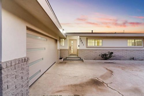 6841 Airoso Ave, San Diego CA  92120-5301 exterior