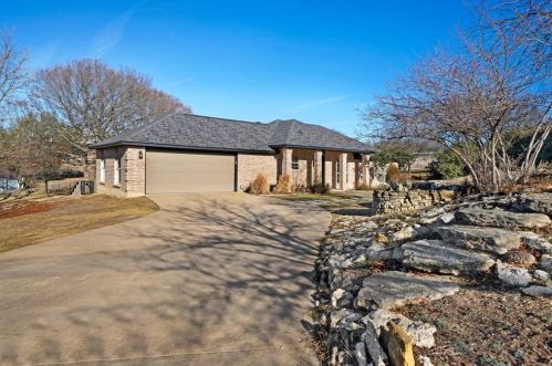 3738 Willow Cir, Weatherford, TX 76087-7259