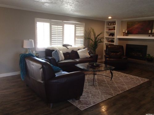 11045 Robinson Cir, Sandy, UT 84092-5064