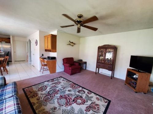 301 Shenandoah Dr, Latrobe PA  15650-2596 exterior