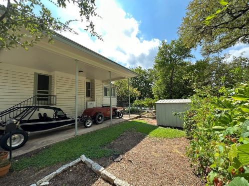 2511 Bridle Path, Austin TX  78703-3211 exterior