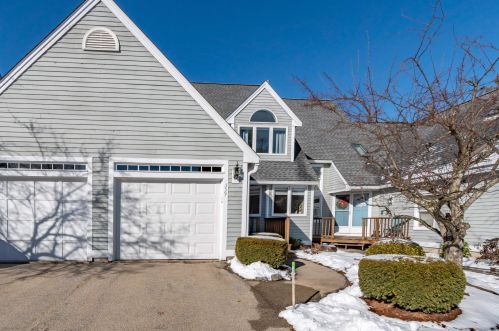 359 Winding Pond Rd, Londonderry, NH 03053-3391