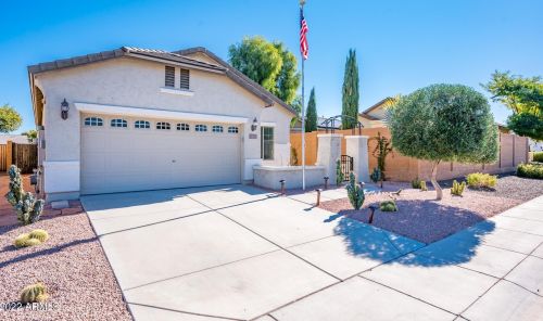 20523 262nd Ave, Buckeye, AZ 85396-7270
