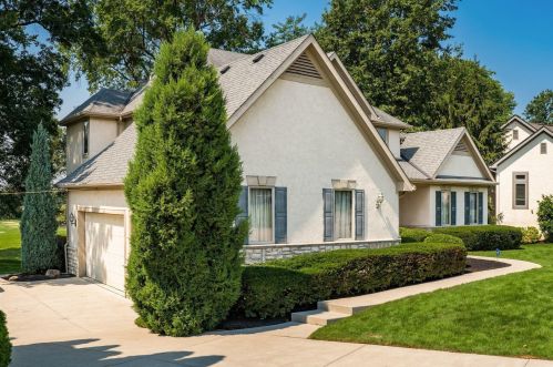 6999 Sun Valley Ct, Blacklick, OH 43004-8128