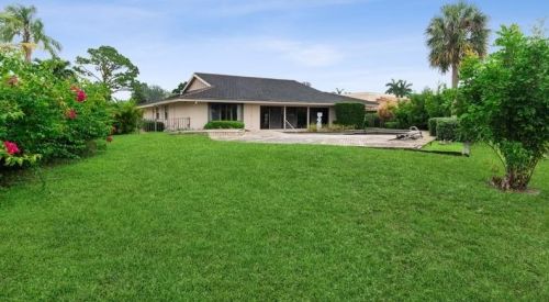 666 Lakewoode Cir, Delray Beach, FL 33445-9001