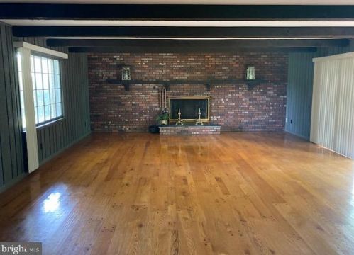 629 Salem Ave, Newfield, NJ 08344-9070