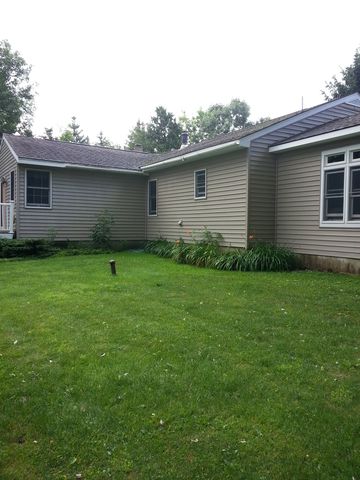 1618 Peth Rd, Manlius, NY 13104-9630