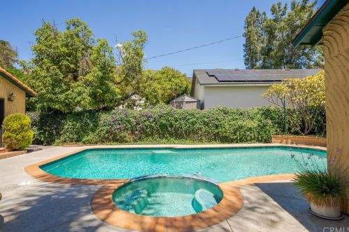640 Pennsylvania Ave, Glendora CA  91740-4324 exterior