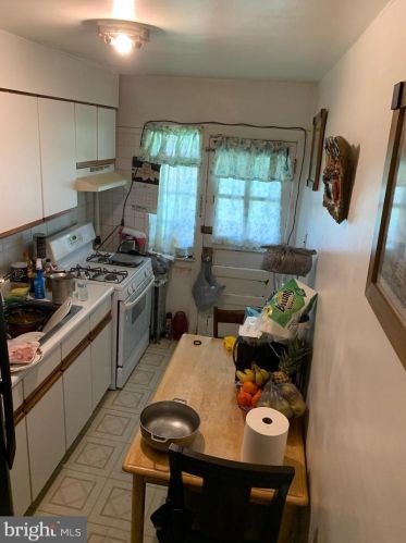 111 Haws Ave, Norristown PA 19401-4516 exterior