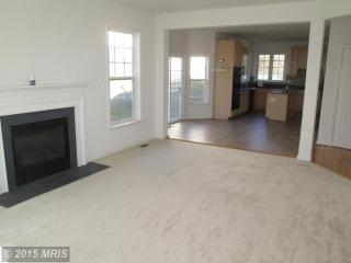 3680 Expedition Dr, Triangle VA  22172-2070 exterior