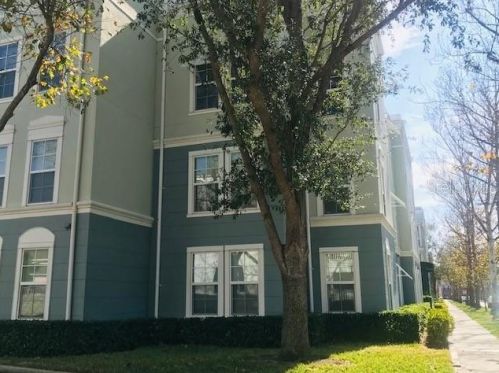 455 Water St, Kissimmee, FL 34747-4974