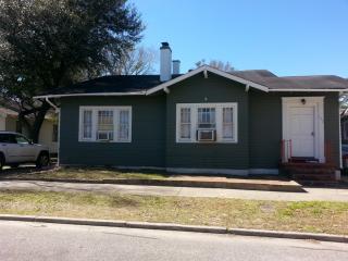 643 Bungalow Ln, Baton Rouge LA  70802-5335 exterior