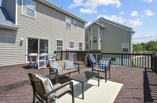 35 Mclaughlin Way, Washingtonville NY  10992-1151 exterior