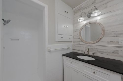 918 Hillcrest St, Denton TX  76201-2407 exterior