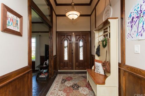 335 Nutwood St, Brea, CA 92821-2121