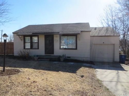 7122 5, Tulsa OK  74112-3210 exterior