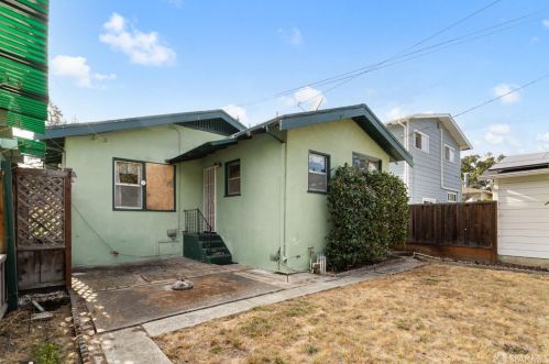 163 Iris St, Redwood City CA  94062-1950 exterior