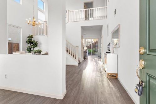 4162 Grey Cliffs Ct, San Jose, CA 95121-1980