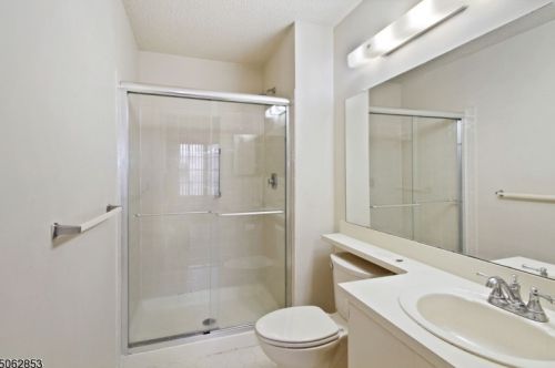 84 Whitehead Ln, East Brunswick NJ  08816-5633 exterior