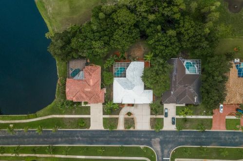 3369 Crescent Oaks Blvd, Tarpon Springs, FL 34688-7637