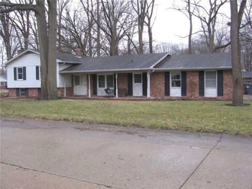 917 Old Orchard Rd, Anderson, IN 46011-2416